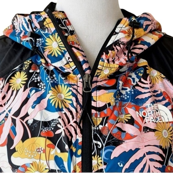 THE NORTH FACE Hooded Jacket by Artist Naomi Otsu Size Large - Picture 3 of 8